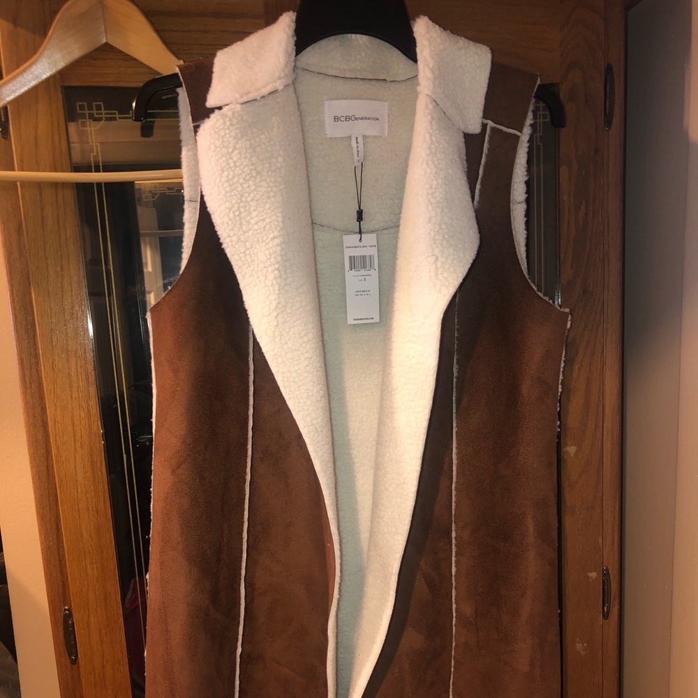 BCBG vest